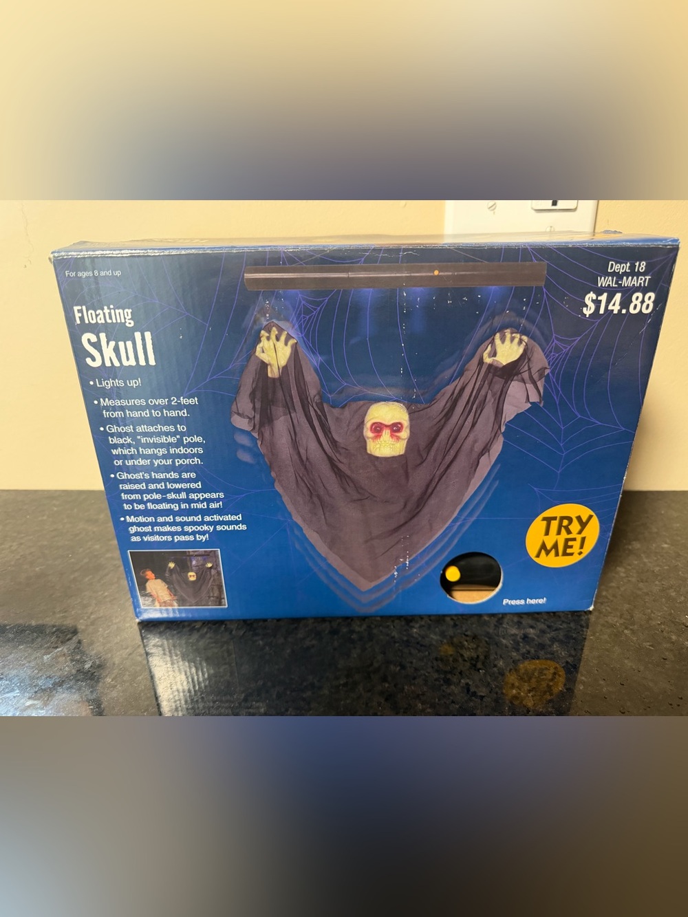 Vtg Walmart Floating Skull Ghost Hanging Animatronic Halloween Prop Light Sound